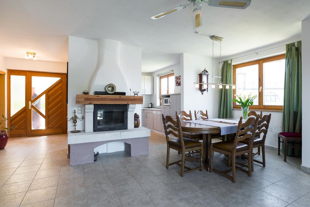 Apartments Tamara Rovinjsko Selo Εξωτερικό φωτογραφία