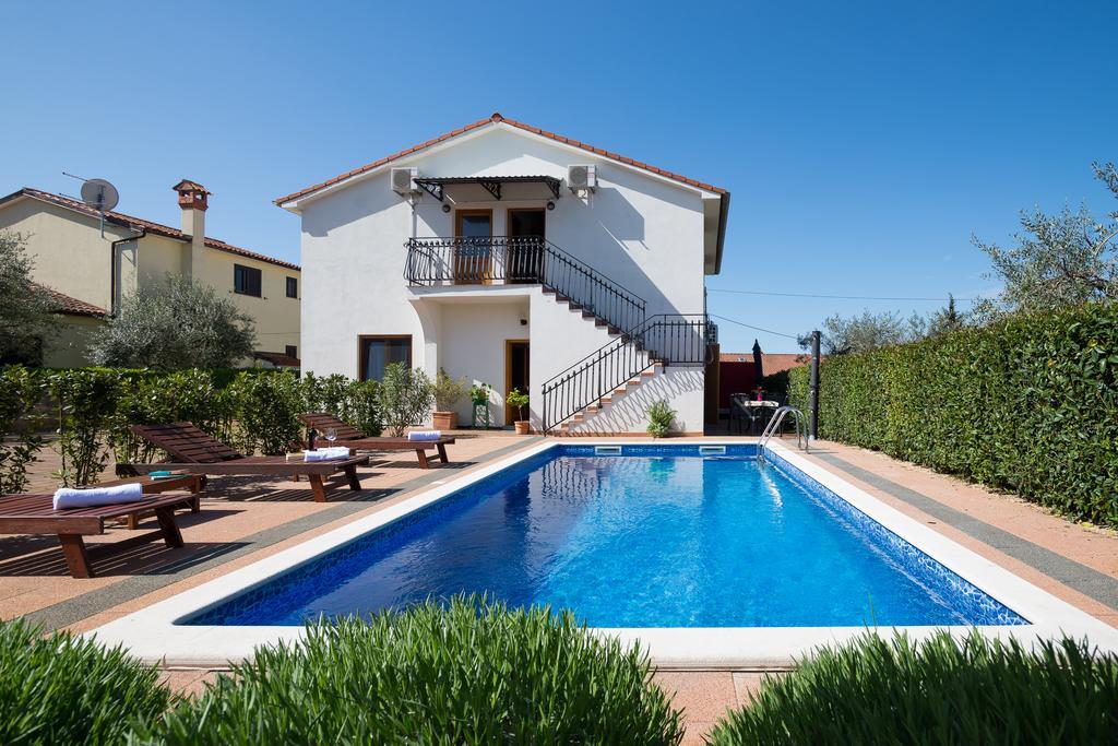 Apartments Tamara Rovinjsko Selo Εξωτερικό φωτογραφία
